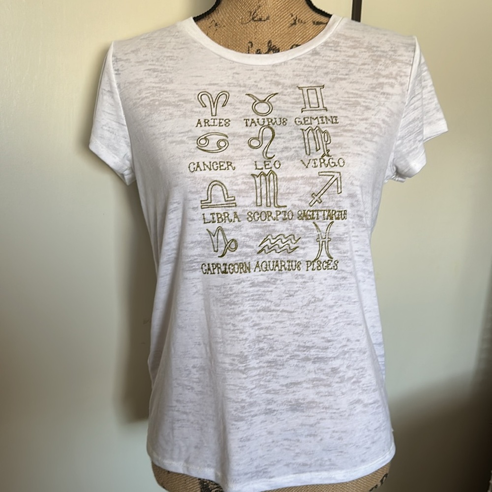 RARE RACHEL by Rachel Roy | Burnout Zodiac Sign Tee | Medium
